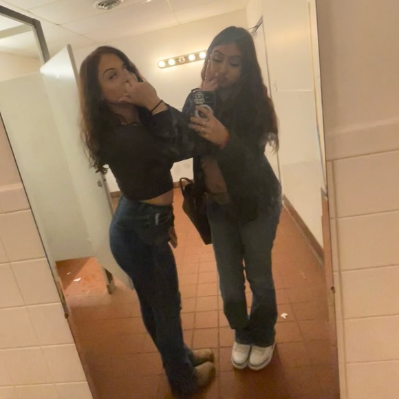 laly270